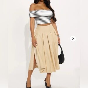 NWT - 1XL Fashion Nova Elegant Standing On Business Khaki Pleated Midi Skirt